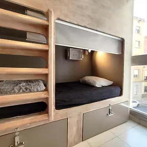 Onefam Sants Hostal Barcelona