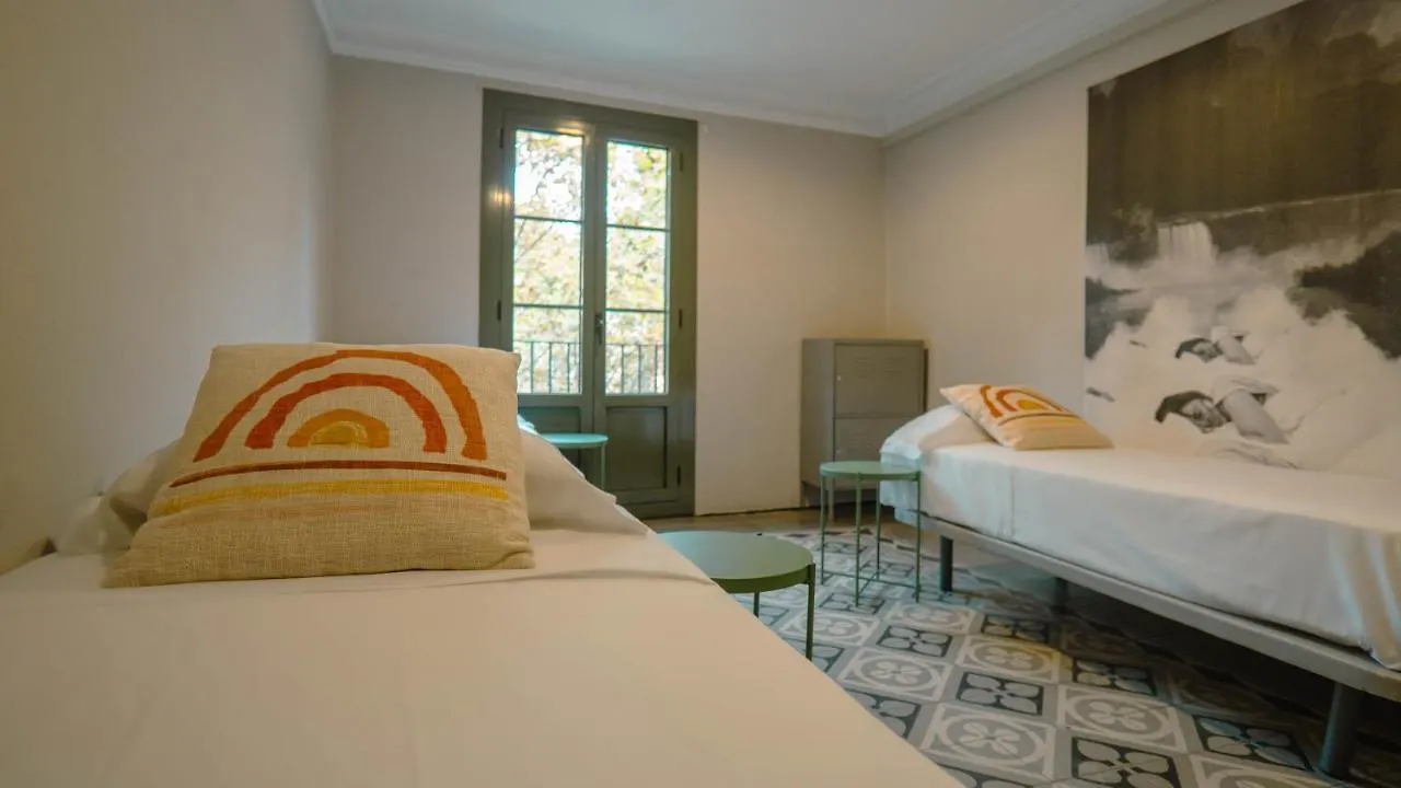 Smartr Barcelona Ramblas 2*,