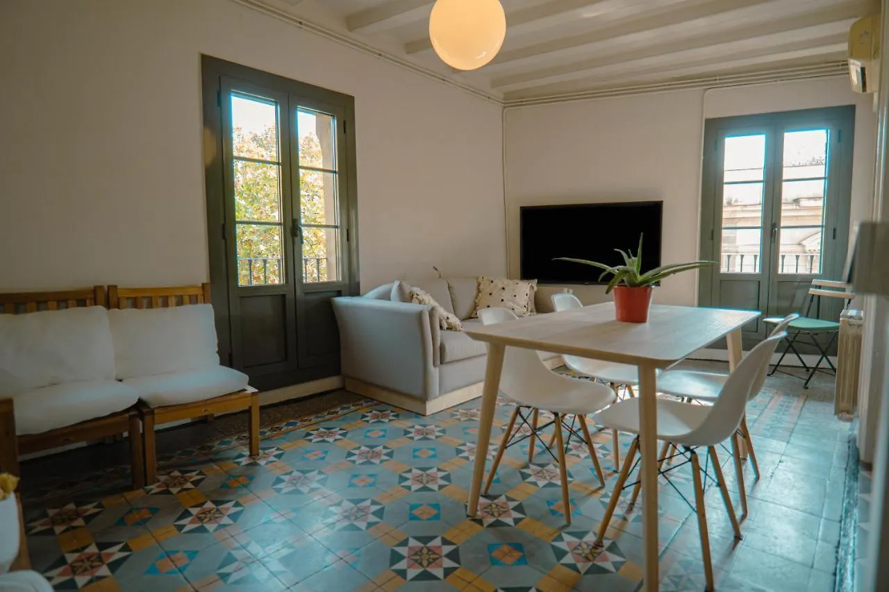 Smartr Barcelona Ramblas 2*,