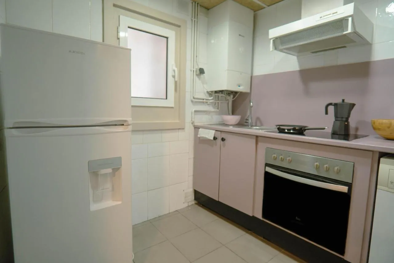 Smartr Barcelona Ramblas 2*,