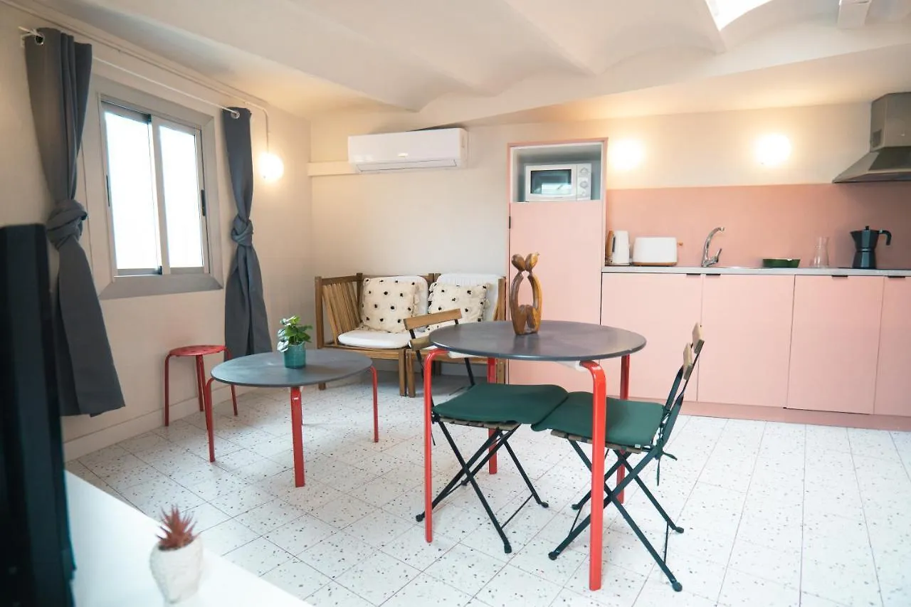 Ideal Ramblas Apartments Barcelona
